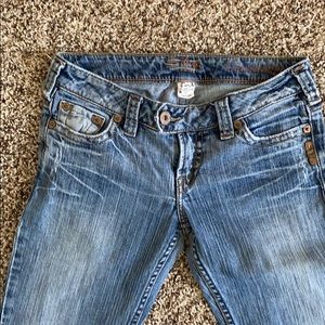 Silver Jeans - 27 x 35